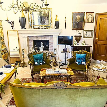 Appartement Loft Appia Antica Donna Eugenia à Rome Extérieur photo